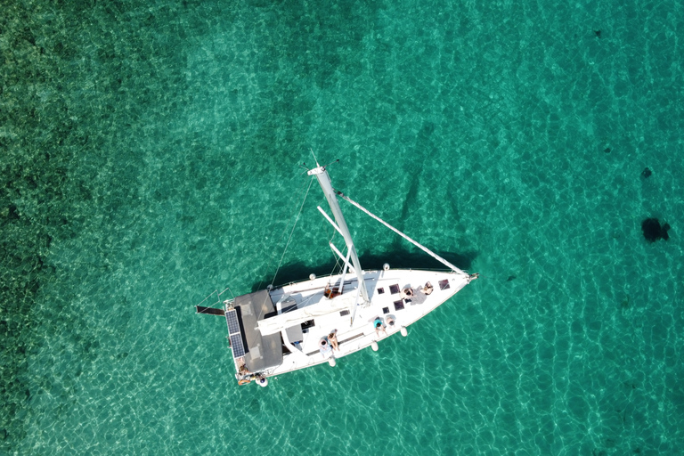 Zeiljachtreis op het eiland Corfu