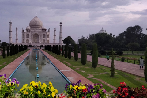 De Délhi: Sunrise Taj Mahal, Agra Fort Tour com tudo incluídoPacote Tudo Incluído