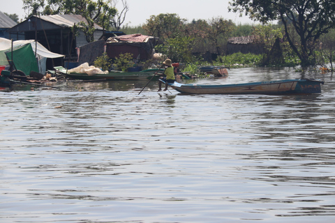 Siem Reap/Battambang Cruise Guided tour one way