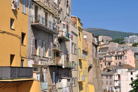 Bastia: Private Custom Tour mit einem ortskundigen Guide