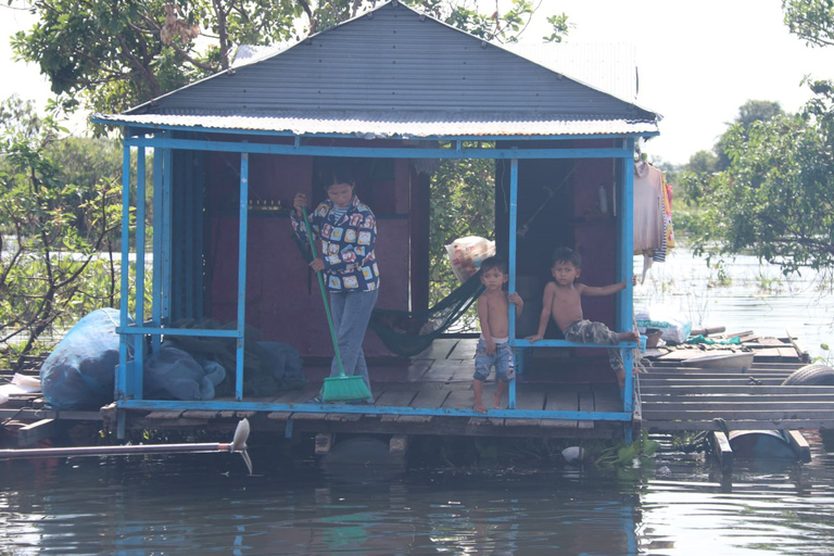 Siem Reap/Battambang Cruise Guided tour one way