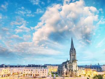 Caen: tour privado personalizado com um guia local
