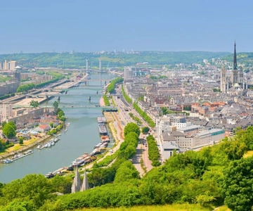 Rouen: Tour privato personalizzato con una guida locale
