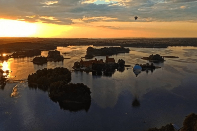Kłajpeda: Balon na ogrzane powietrzePrywatny lot nad Kłajpedą
