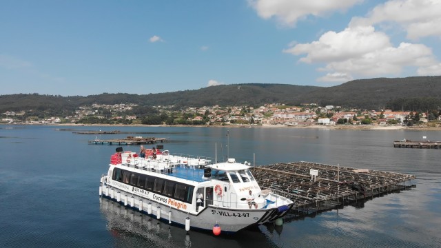 Visit Combarro Ría de Pontevedra Mussel Cruise with Tasting in Combarro
