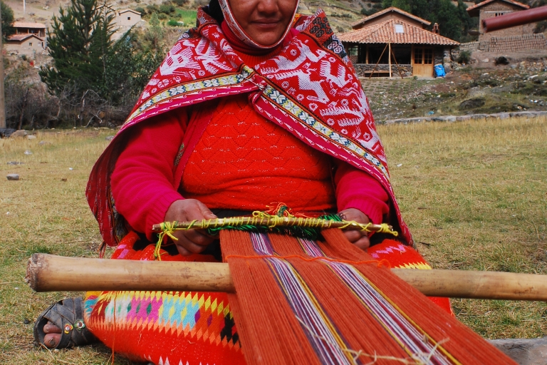 Z Cusco: Półdniowa wycieczka Maras Moray ChincheroMaras Moray Chinchero - bilety wstępu nie są wliczone w cenę