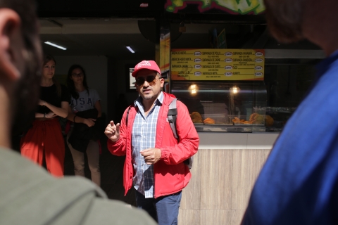 Recorrido gastronómico local a pie por Bogotá