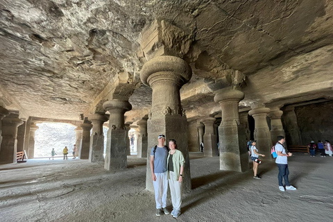 Mumbai: Guided Elephanta Island and Caves Tour