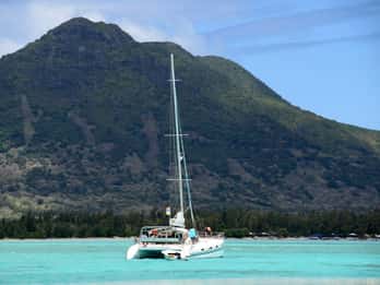Ile Aux Cerfs Katamaran-Kreuzfahrt ab Mahebourg