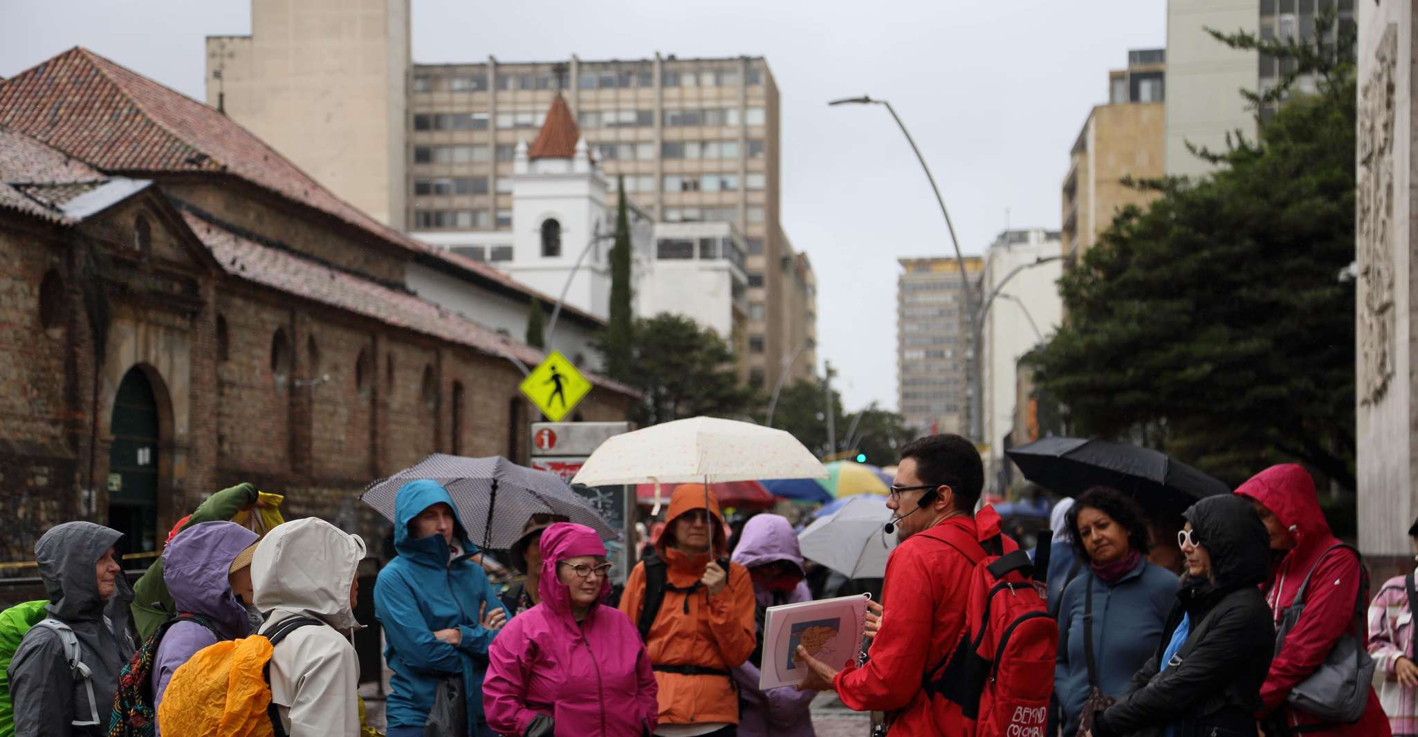 Kolumbianische Konflikttour, Krieg, Drogenhandel und Frieden - Hizvo