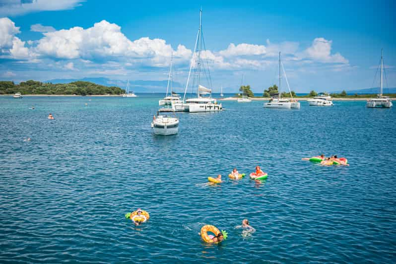 Split Shipwreck And Blue Lagoon Private Beach Tour Getyourguide