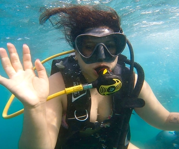 Honolulu: Beginner Scuba Diving Tour With Free Videos