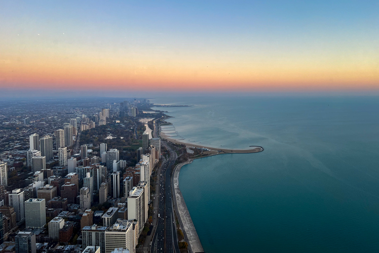 Chicago: tour con paradas libres de 2 días y entrada a 360 CHICAGOExcursión de 2 días en Big Bus más Entrada General 360 CHICAGO