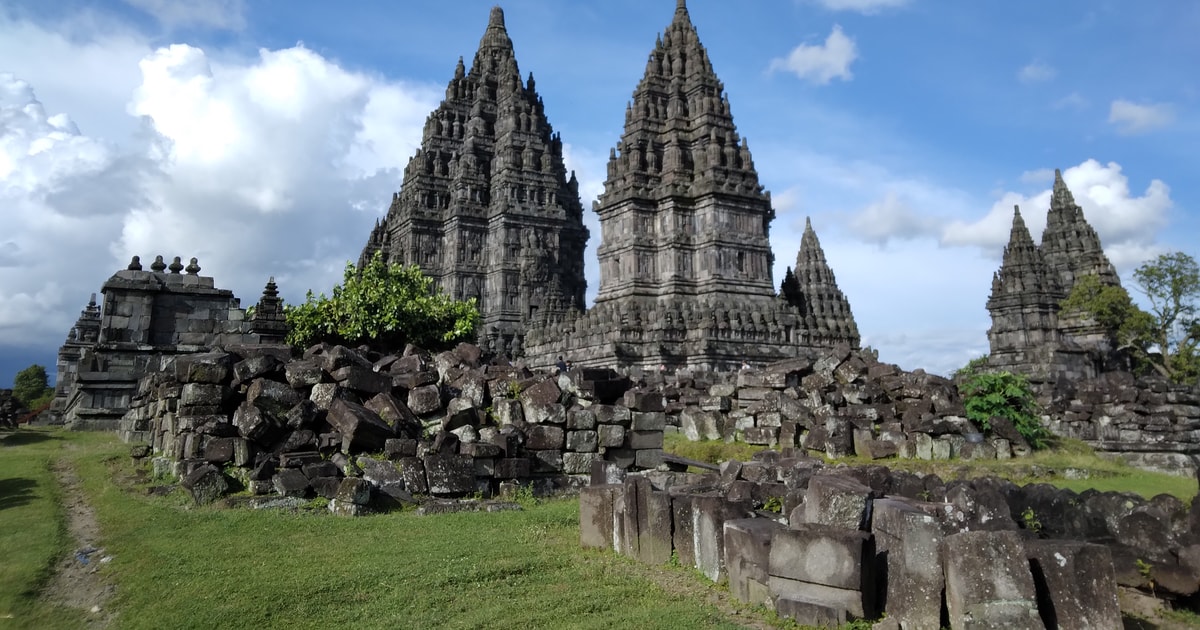 Yogyakarta: Prambanan Temple - Ramayana Ballet Performance | GetYourGuide