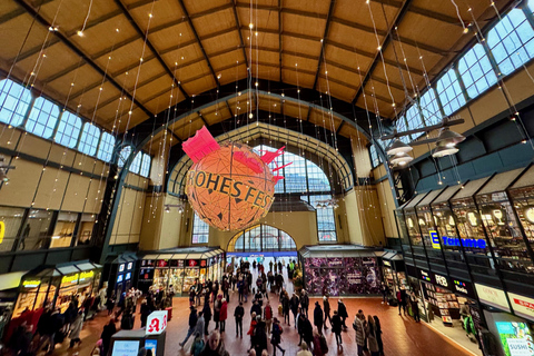 Christmas magic through Hamburg's old town