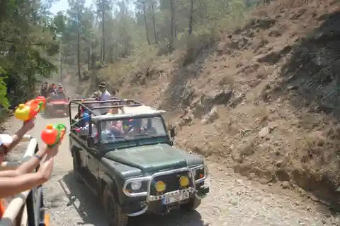 Fethiye: Jeeptur til Tlos, Yakapark og landskabets højdepunkter