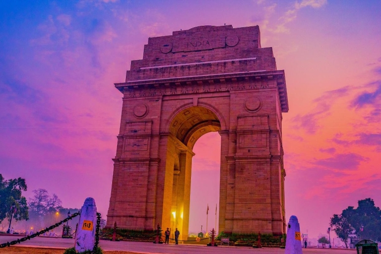 Delhi: Private Half-Day Sightseeing Tour Transportation, Tour Guide Services + Entry Fees
