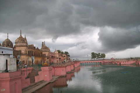 Z Varanasi: jednodniowa wycieczka ajodhja z Varanasi