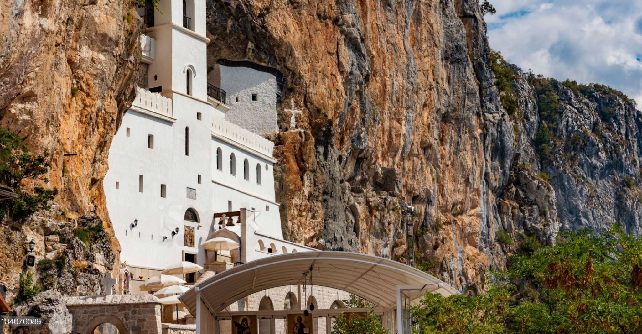 Ostrog Monastery and Black Lake private tour - Housity
