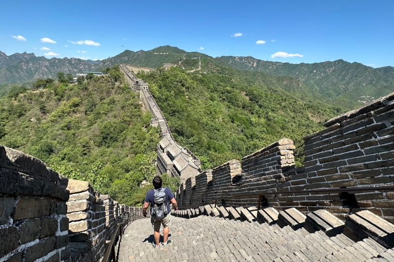 Peking:Mutianyu Great Wall Private Tour mit VIP Fast PassPekinger Bahnhöfe zur Großen Mauer von Mutianyu