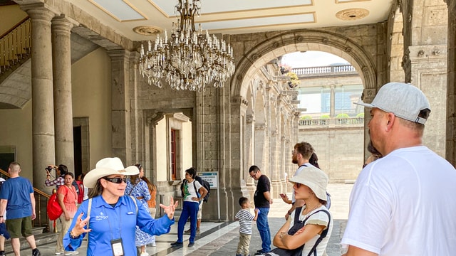 Mexico City: Chapultepec Castle and Anthropology Museum Tour