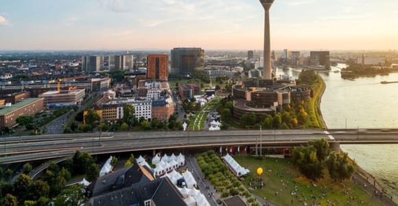Düsseldorf: Private Custom Tour mit einem ortskundigen Guide