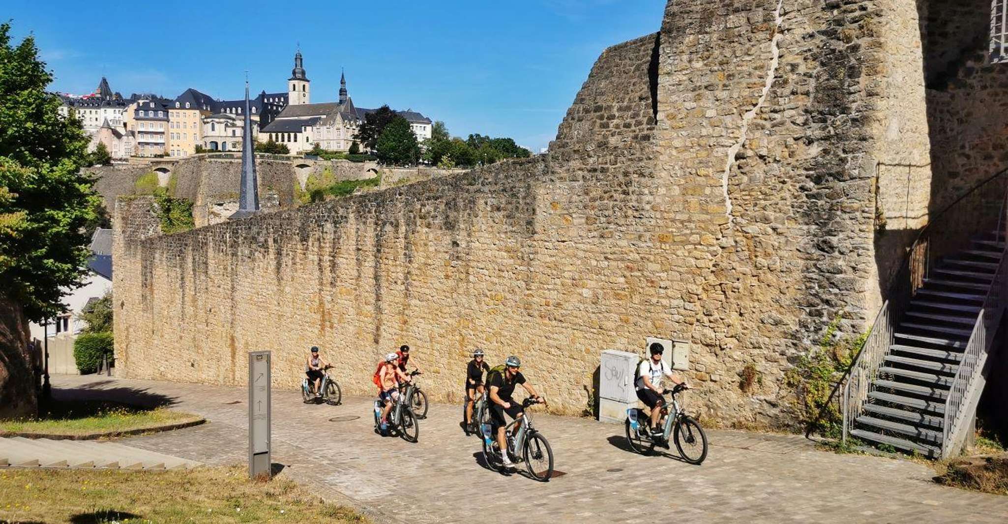 最高のルクセンブルク市、ガイド付きEバイクツアー - Hizvo
