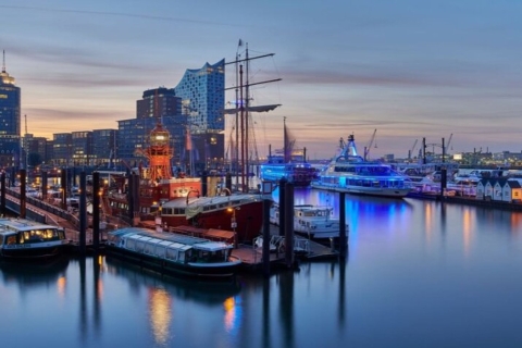Hamburg: Private custom tour with a local guide 8 Hours Walking Tour