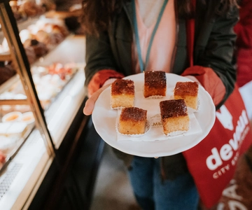 Bologna: Tastes and Traditions Food Tour with Market Visit
