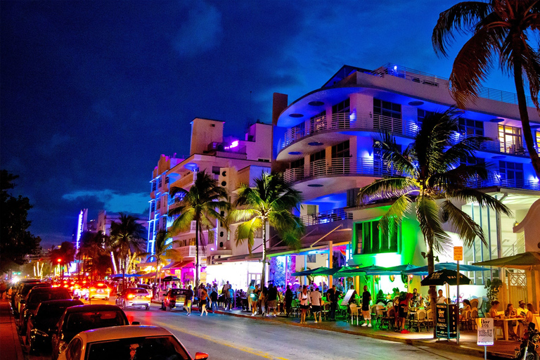 Miami: Open-Top Sightseeing Night Tour met live gidsMiami: Sightseeing Open-Top Night Bus Tour met Live Gids