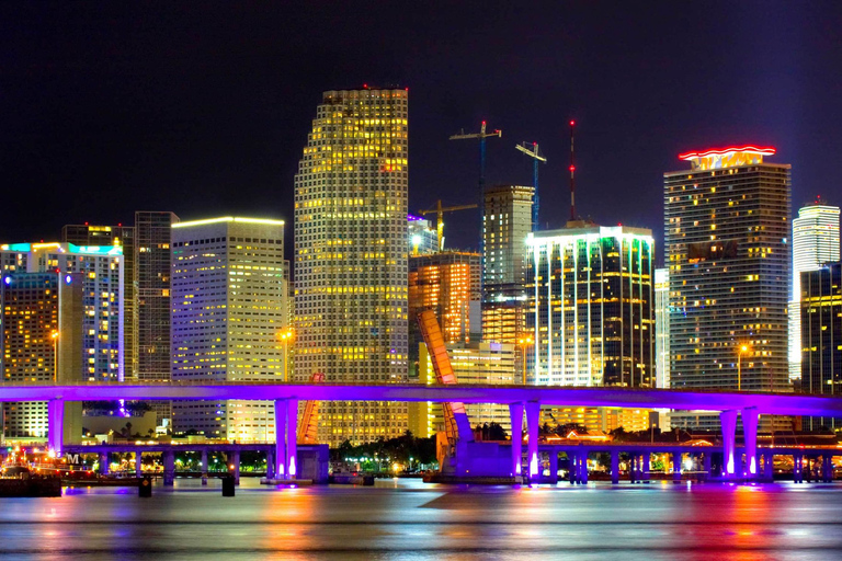 Miami: Open-Top Sightseeing Night Tour met live gidsMiami: Sightseeing Open-Top Night Bus Tour met Live Gids