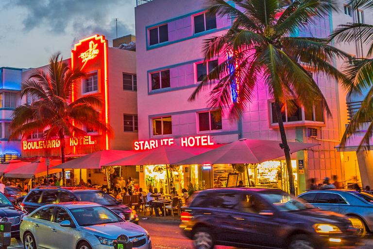 Miami : Visite touristique nocturne avec guide en chair et en osMiami : Visite touristique en bus nocturne avec guide en chair et en os