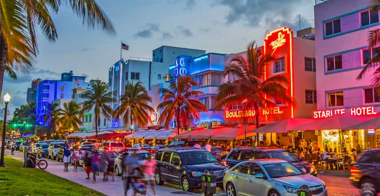 A Guide To Exploring Miami's Design District - TRAVEL'S A DANCE AWAY