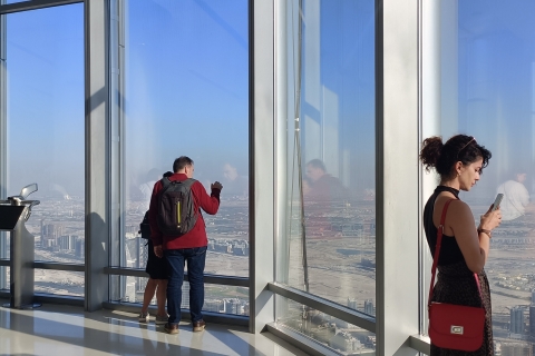 Dubai: Visita de medio día con entrada a la Mezquita Azul y al Burj KhalifaVisita privada en alemán o español