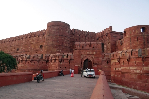 From Delhi: Private Taj Mahal and Agra Fort Tour Car + Guide