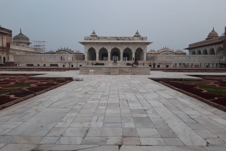 Depuis New Delhi : 2 jours d'excursion à Delhi et Agra en voiture et en train.Transport et guide