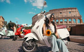 Rome: Vespa Ride with Pictures and Sweet Tastings