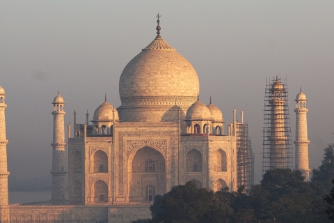 From Delhi: Sunrise Taj Mahal and Agra Fort Private Tour Car + Guide + Monuments Tickets
