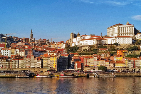 Marche du vin vert et du vin de Porto à Gaia avec des délicesPromenade verte et vin de Porto à Gaia