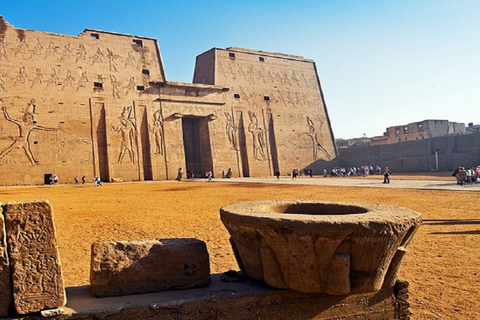 Luxor: Edfu and Kom Ombo Private Guided tour, lunch&amp; Felucca