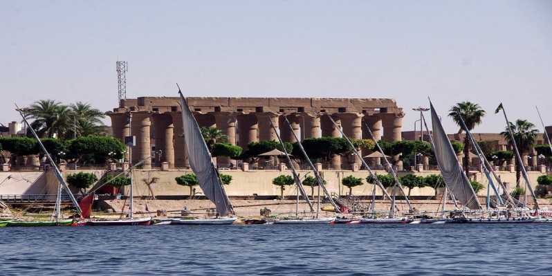 Luxor: Súkromná prehliadka so sprievodcom, obed& Felucca