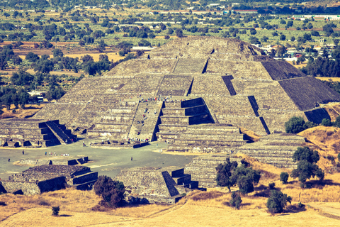 Vanuit CDMX: Tour door Teotihuacán en de basiliek van GuadalupeVanuit CDMX: Rondleiding door Teotihuacan en de basiliek van Guadalupe