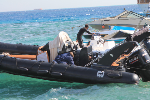 Hurghada: Crociera di snorkeling in motoscafo a Orange Bay con pranzoViaggio privato