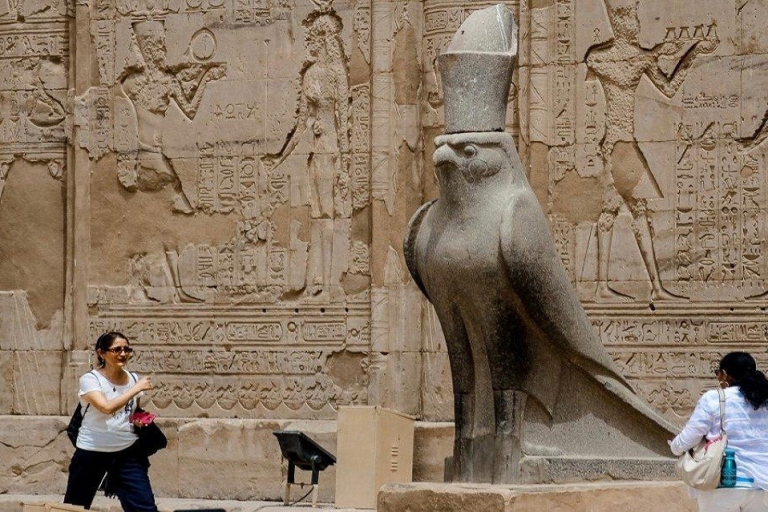 Luxor: privérondleiding door de Edfu-tempel met lunch en FeluccaLuxor: privétour naar de Edfu-tempel met lunch en felucca-rit