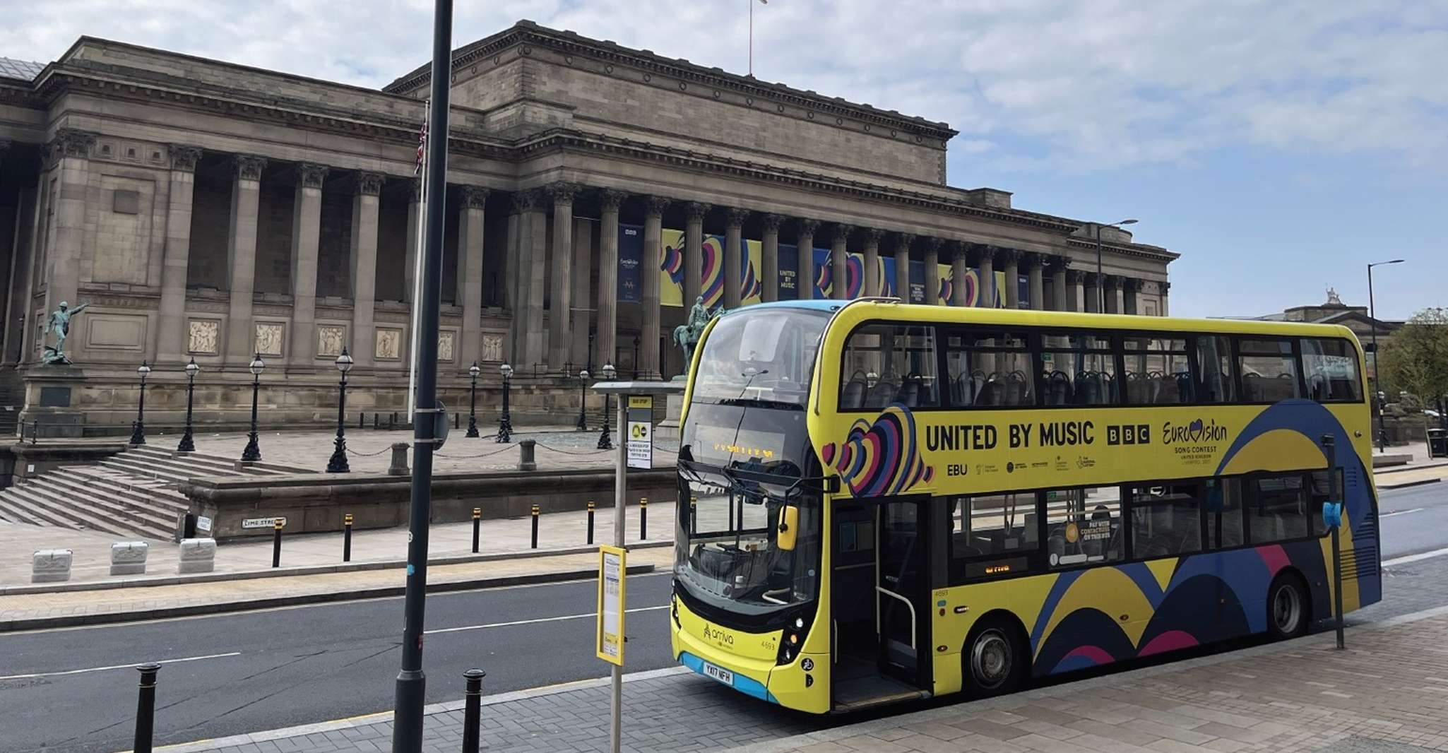 Liverpool, busoverdracht van/naar John Lennon Airport - Housity