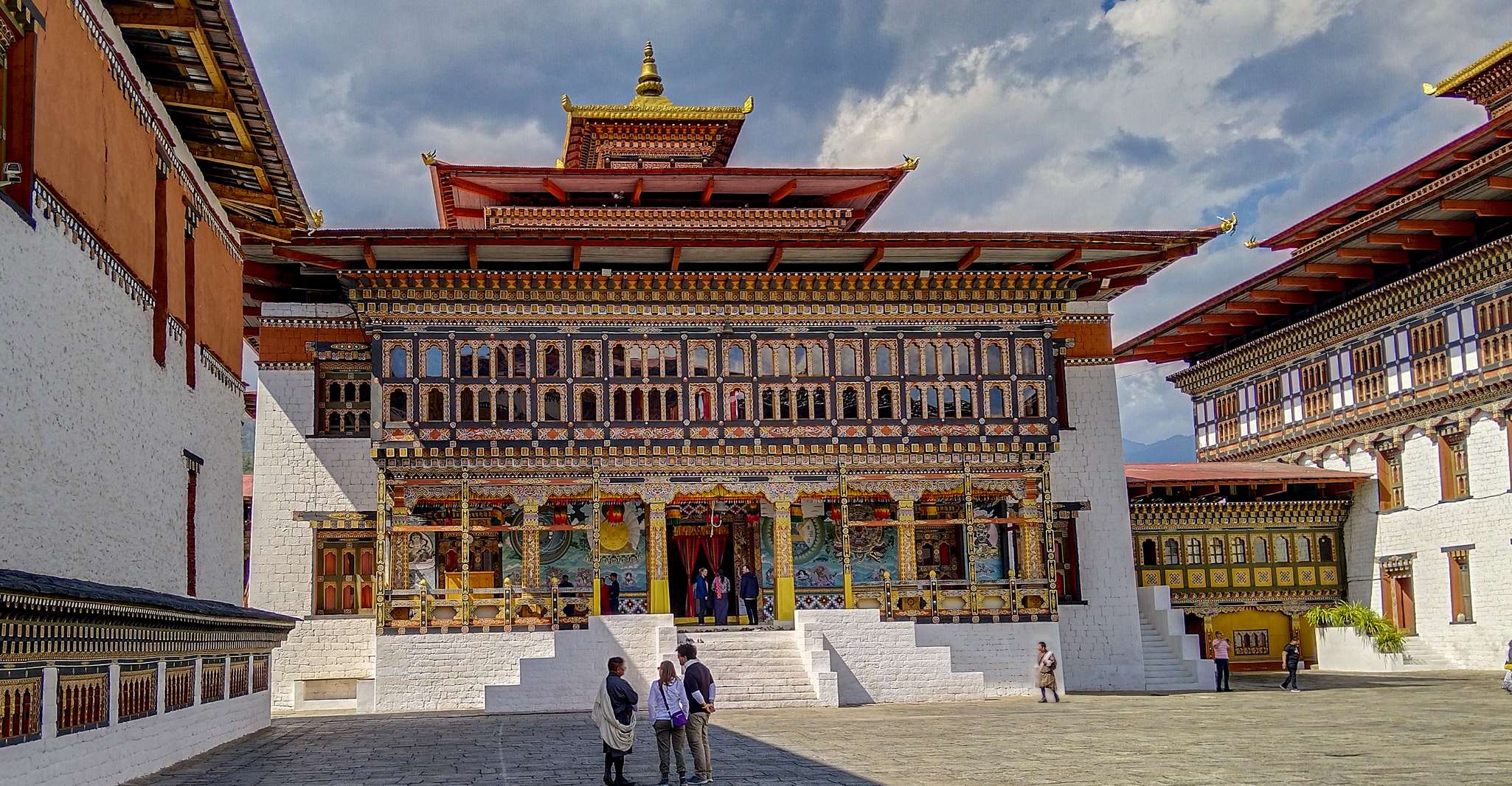 8 Days Bhutan Tour - Housity