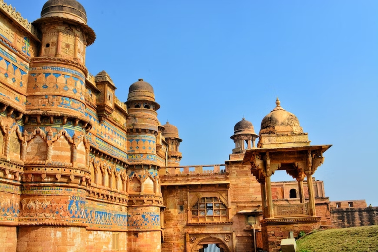 From Delhi: Tajmahal & Gwalior Private Tour by Gatiman Train Train Tickets + Tour guide + Car