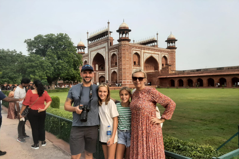 From New Delhi : Delhi &amp; Agra 2 Days Tour with Car &amp; TrainAc Car &amp; Train, Entrance Tickets, Guide, Lunch &amp; 5* Hotel