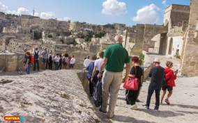 Sassi di Matera: Guided Walking Tour with Cave House/Church