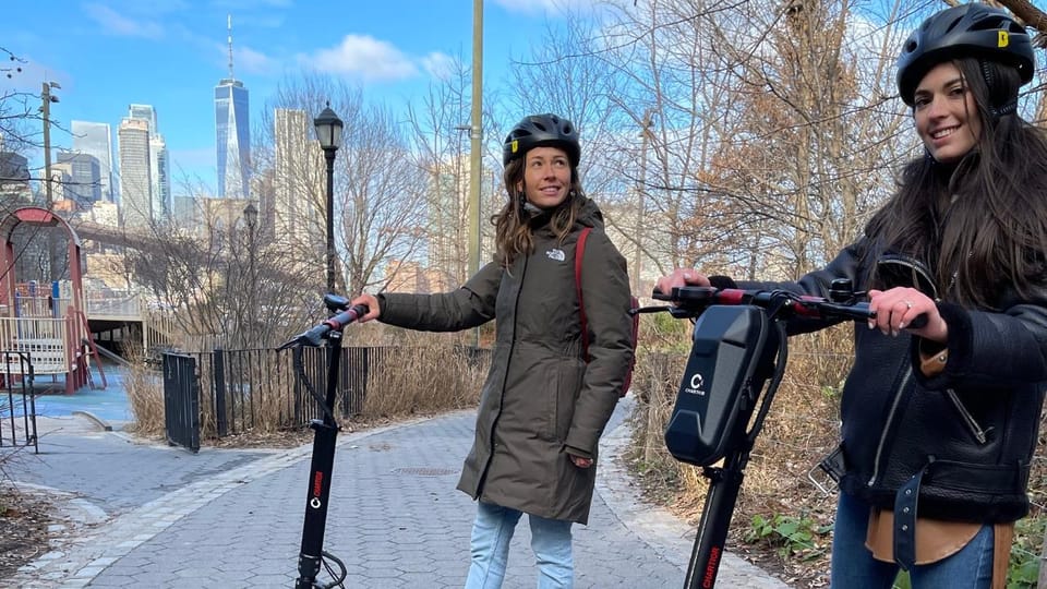 Location de scooters électriques à New York GetYourGuide